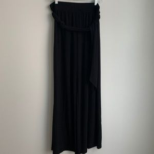 EST. 1946 Womans Size M Black Straight Leg